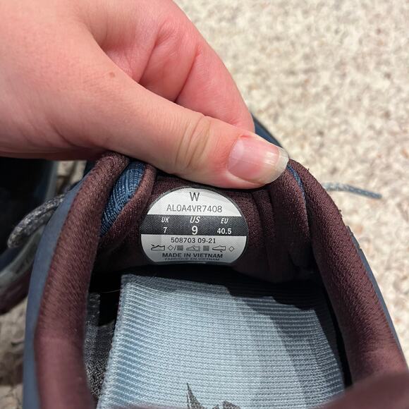 Altra Lone Peak Women’s Trail Running Shoes Blue Sz 9 outdoor hiking Gorpcore - Picture 6 of 7